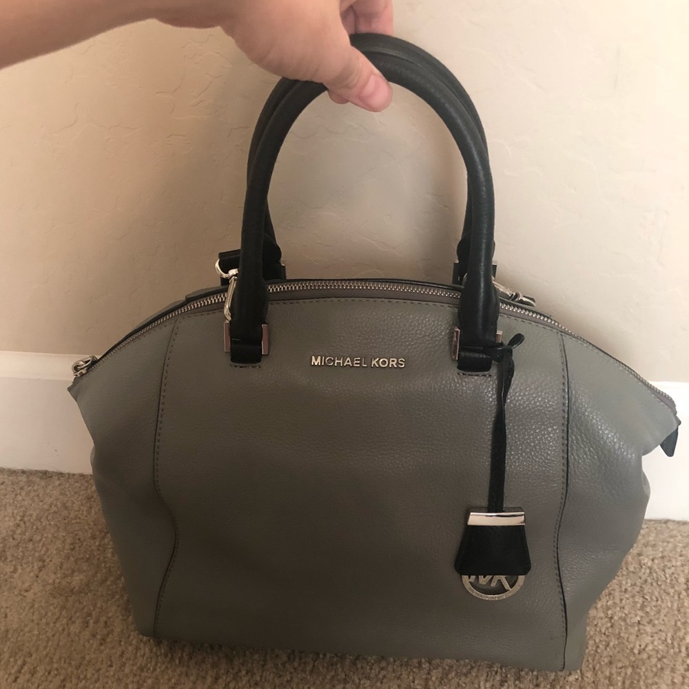 Michael Kors Large Riley Satchel- gray and black